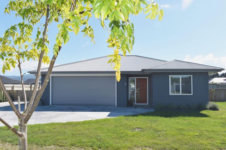 Photo of property in 8 Hartley Avenue, Carterton, 5713