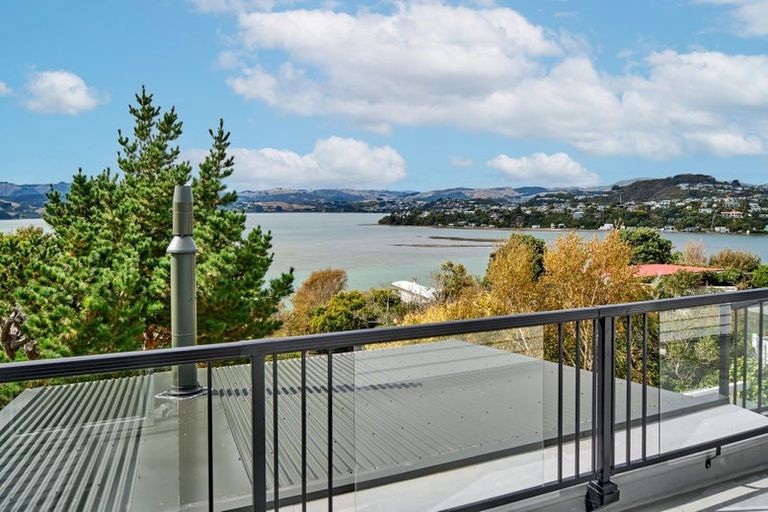 Photo of property in 30 Mana View Road, Paremata, Porirua, 5026