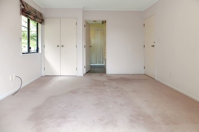 Photo of property in 3a Peter Button Place, Johnsonville, Wellington, 6037