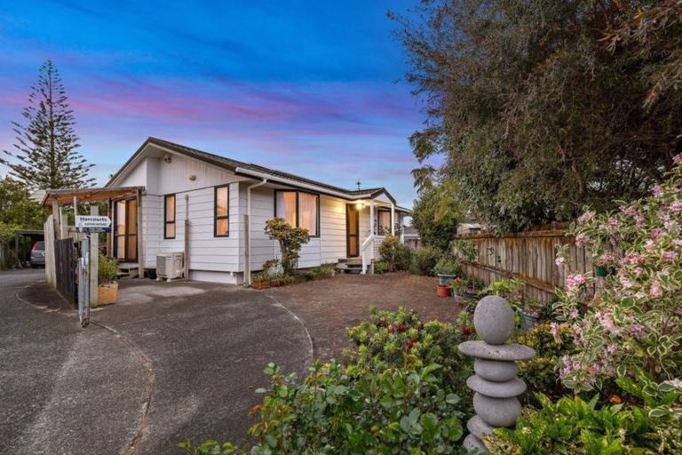 Photo of property in 1/63a Colwill Road, Massey, Auckland, 0614