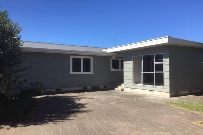 Photo of property in 18 Veronica Avenue, Marewa, Napier, 4110