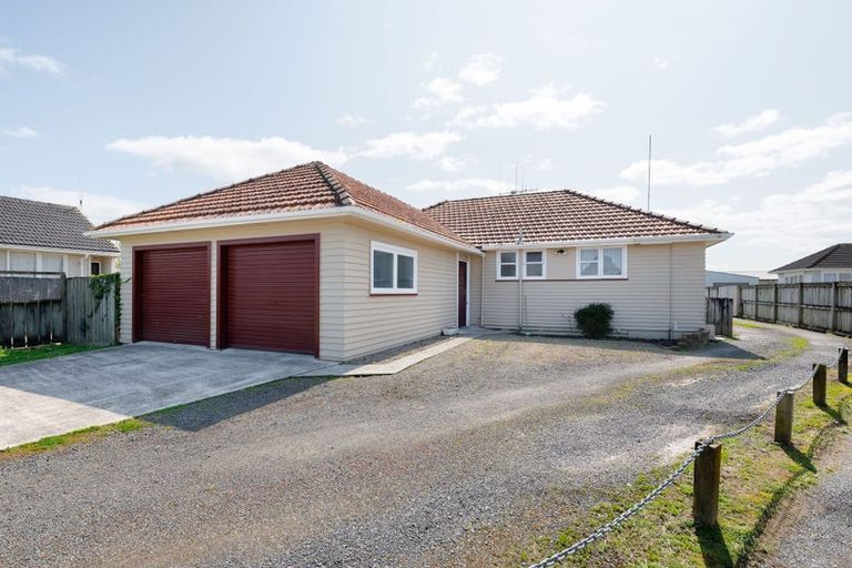 Photo of property in 11 Hockin Place, Fairfield, Hamilton, 3214