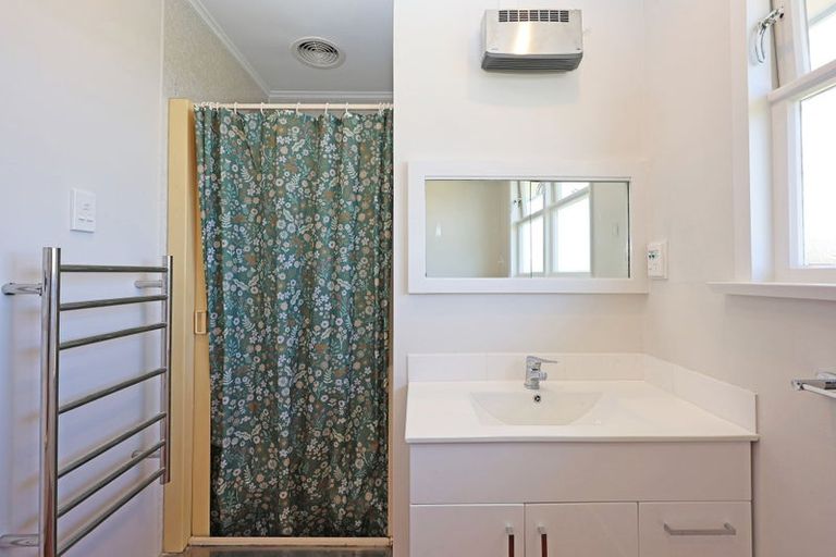 Photo of property in 43 Tamar Street, South Hill, Oamaru, 9400