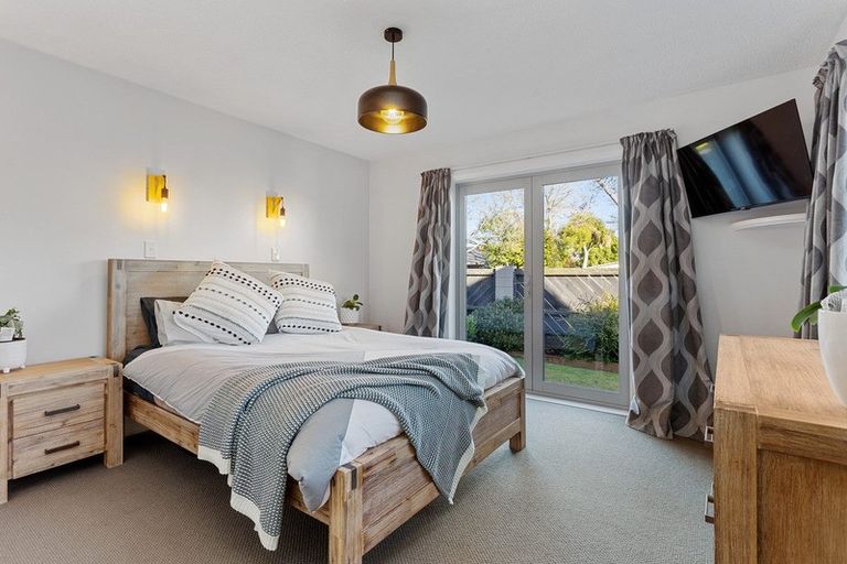 Photo of property in 34 Connemara Drive, Northwood, Christchurch, 8051