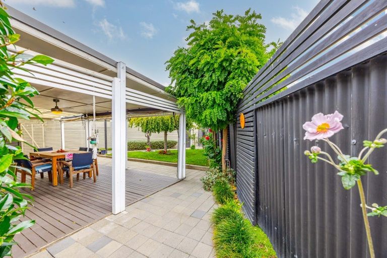 Photo of property in 31 Fife Crescent, Tamatea, Napier, 4112