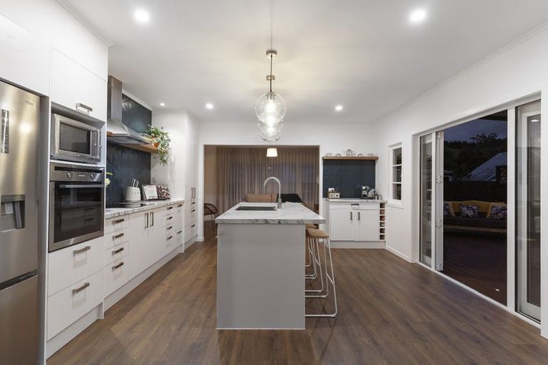 Photo of property in 110 Everitt Crescent, Whangamata, 3620