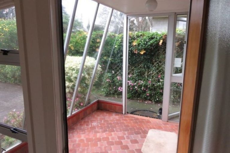 Photo of property in 15b Taylor Terrace, St Andrews, Hamilton, 3200