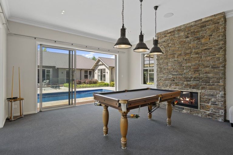 Photo of property in 7 Westall Lane, Avonhead, Christchurch, 8042