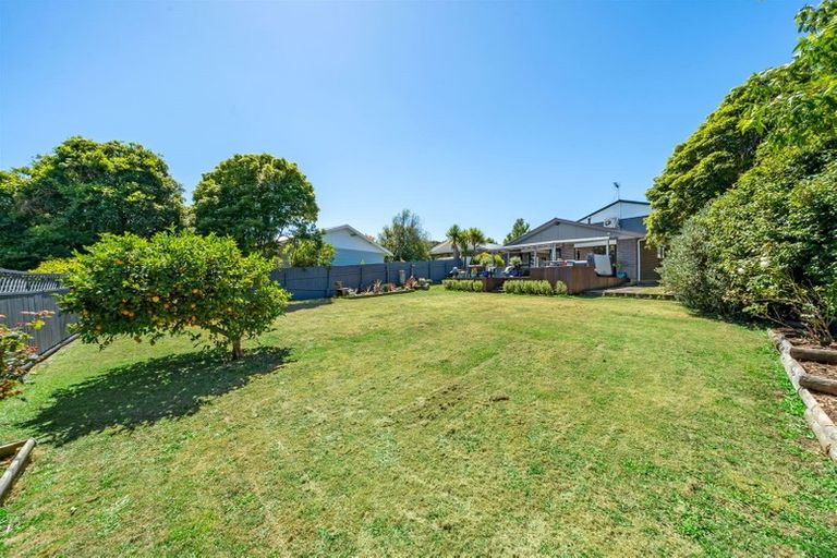 Photo of property in 25 Roband Crescent, Brown Owl, Upper Hutt, 5018