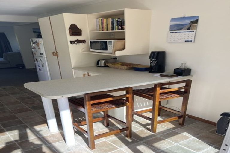 Photo of property in 48 Awarua Street, Ngaio, Wellington, 6035