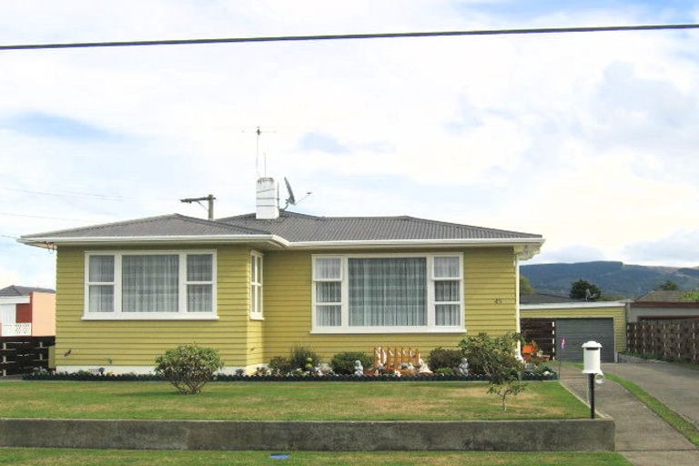 Photo of property in 45 Kashmir Avenue, Clouston Park, Upper Hutt, 5018