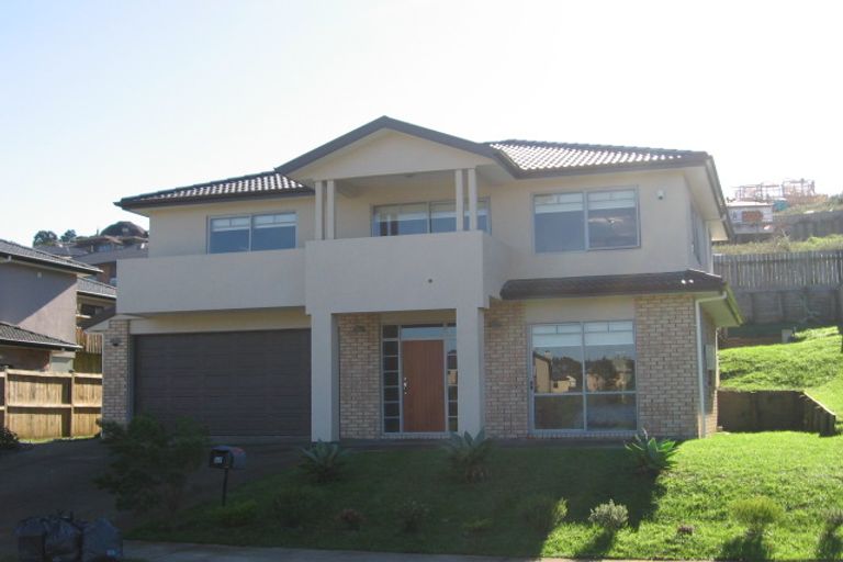 Photo of property in 57 San Marino Drive West, Henderson, Auckland, 0612