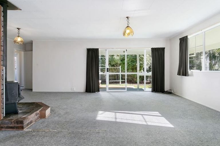 Photo of property in 13 Glengarry Place, Hilltop, Taupo, 3330