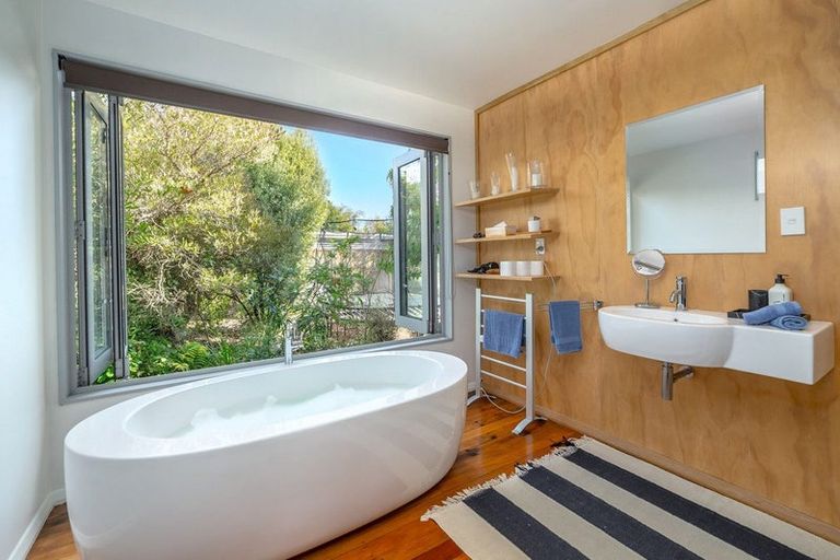 Photo of property in 9 Malcolm Street, Martinborough, 5711