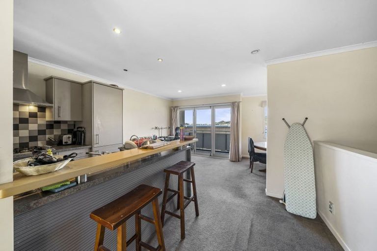 Photo of property in Marrakech Cafe, 91/305 Evans Bay Parade, Hataitai, Wellington, 6021