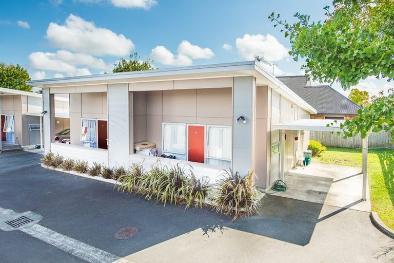 Photo of property in 18f Fifth Avenue, Enderley, Hamilton, 3214