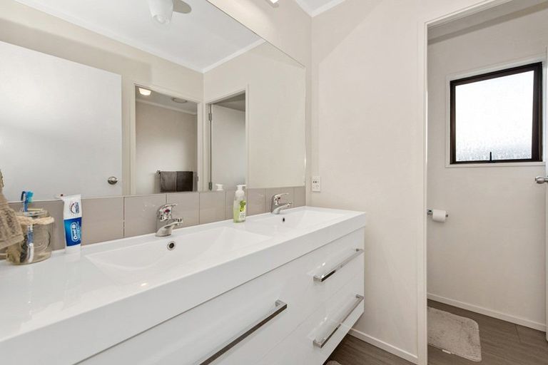 Photo of property in 18 Halyard Close, Flagstaff, Hamilton, 3210