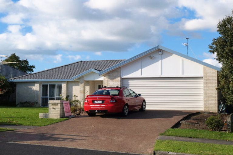 Photo of property in 50 Bob Charles Drive, Golflands, Auckland, 2013