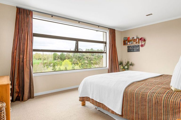 Photo of property in 16 Sheriff Place, Riverlea, Hamilton, 3216