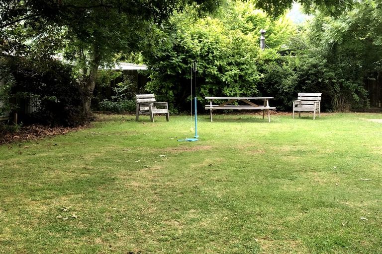 Photo of property in 3 Mckibbin Place, Arrowtown, 9302