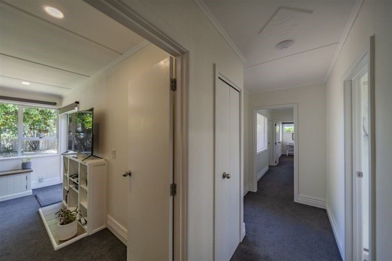 Photo of property in 106 Wharerangi Road, Greenmeadows, Napier, 4112