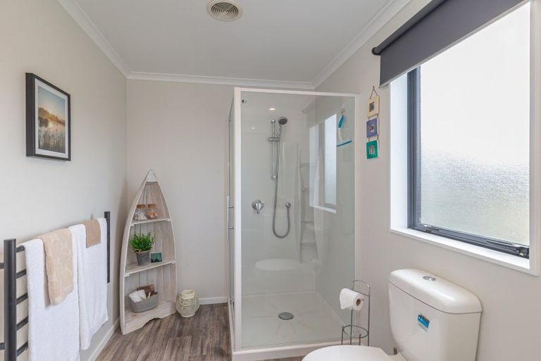 Photo of property in 6 Arataki Grove, Waitarere Beach, Levin, 5510