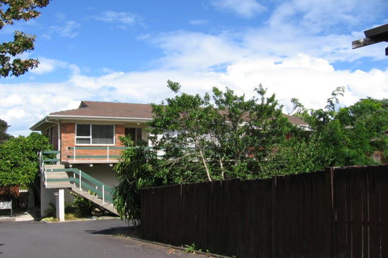 Photo of property in 3/8 Pamela Place, New Lynn, Auckland, 0600