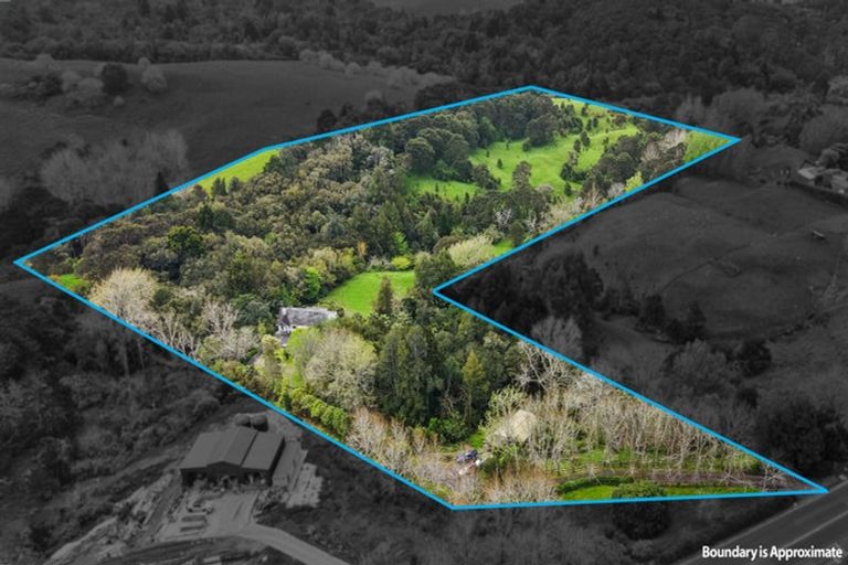 Photo of property in 44 Sandstone Road, Whitford, Manurewa, 2576