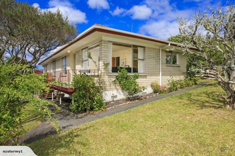 Photo of property in 1/8 Northwick Place, Hillcrest, Auckland, 0627