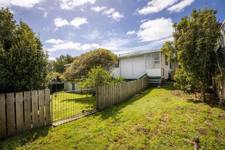 Photo of property in 114 Oxford Road, Okato, 4335