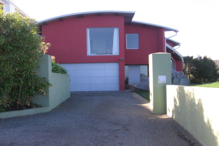 Photo of property in 14 Ogilvy Terrace, Plimmerton, Porirua, 5026