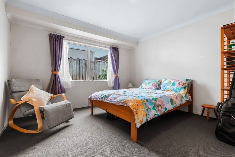 Photo of property in 1 Bramley Drive, Rototuna, Hamilton, 3210