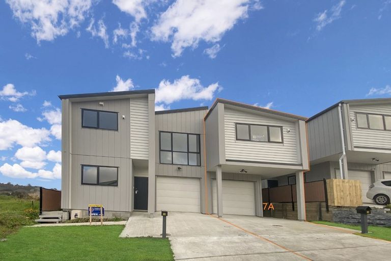 Photo of property in 7a Frontier Lane, Flat Bush, Auckland, 2019