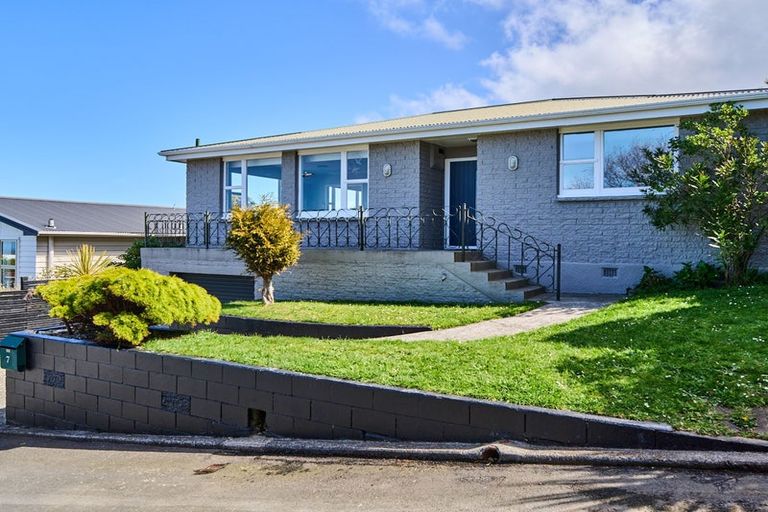 Photo of property in 7 Manitoba Place, Kingston, Wellington, 6021