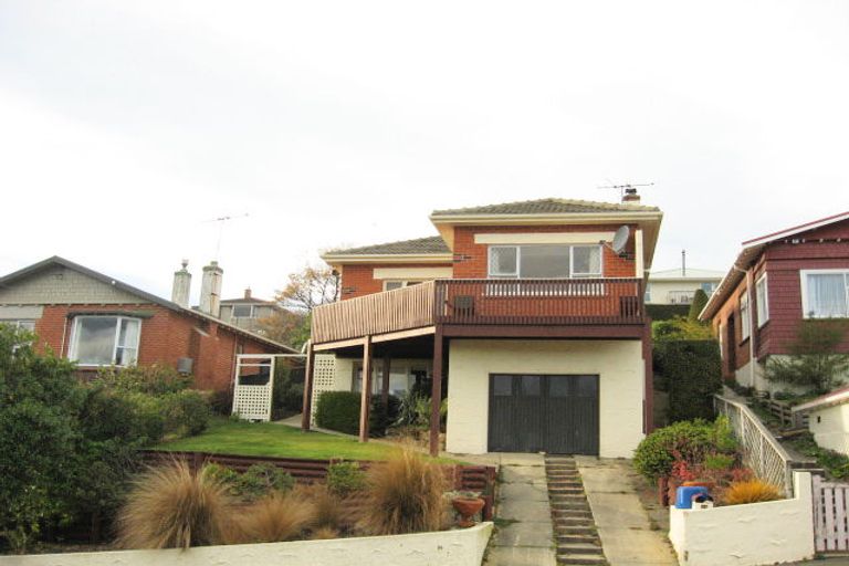 Photo of property in 17 Agnes Street, Kenmure, Dunedin, 9011