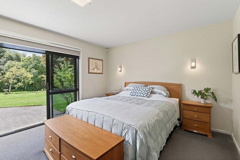 Photo of property in 22 Orakei Place, Welcome Bay, Tauranga, 3112