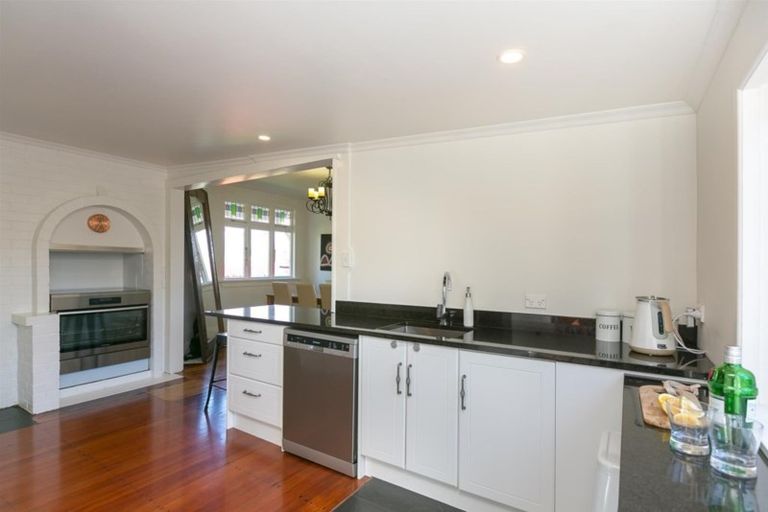 Photo of property in 18 David Street, Westown, New Plymouth, 4310