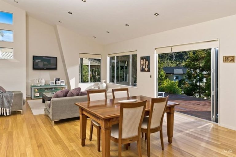 Photo of property in 19 Pitoitoi Avenue, Greenhithe, Auckland, 0632