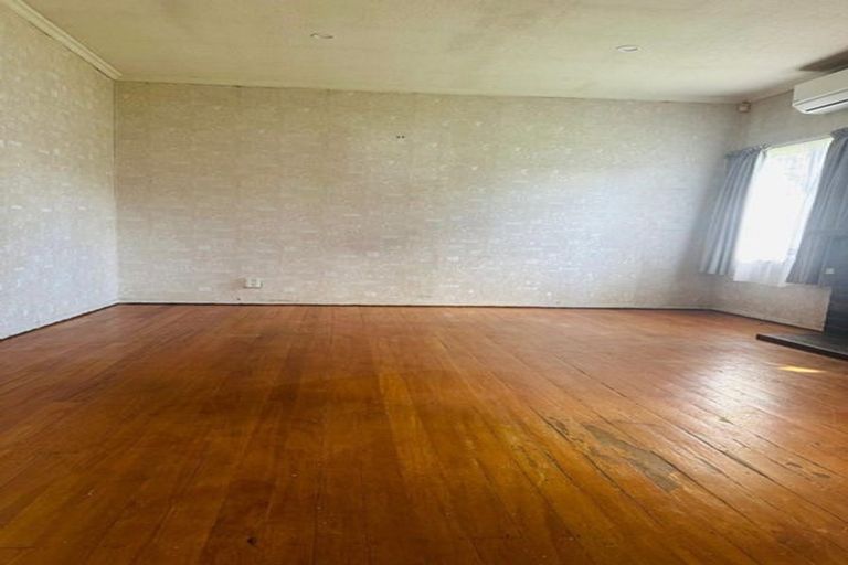 Photo of property in 30 Vine Street, Mangere East, Auckland, 2024