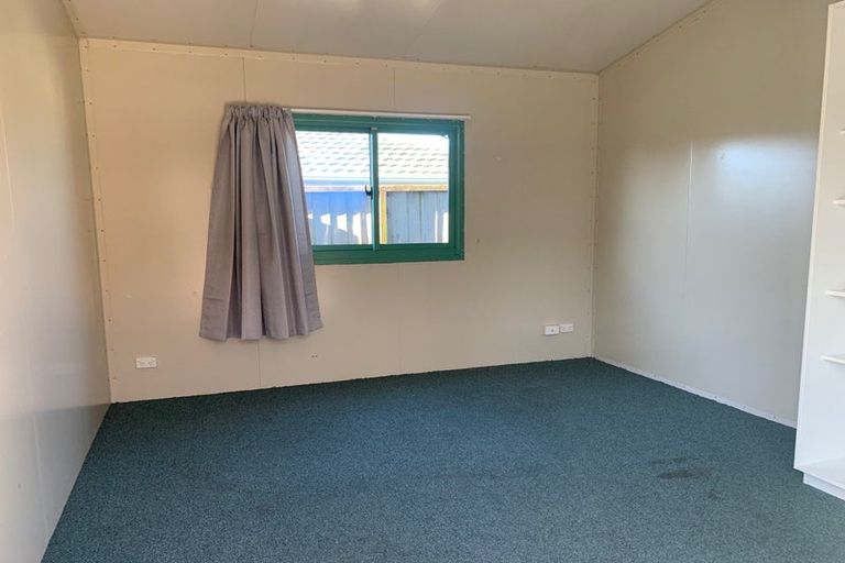 Photo of property in 8a Newnham Terrace, Upper Riccarton, Christchurch, 8041