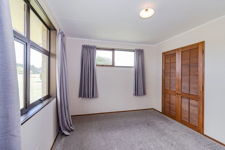 Photo of property in 167 Heretaunga Road, Maharahara, Dannevirke, 4972
