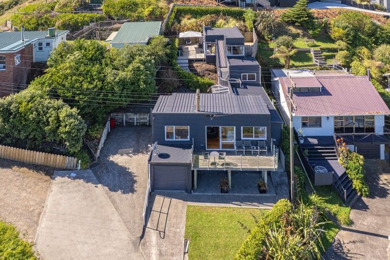 Photo of property in 18 Sunset Parade, Kai Iwi, Whanganui, 4574