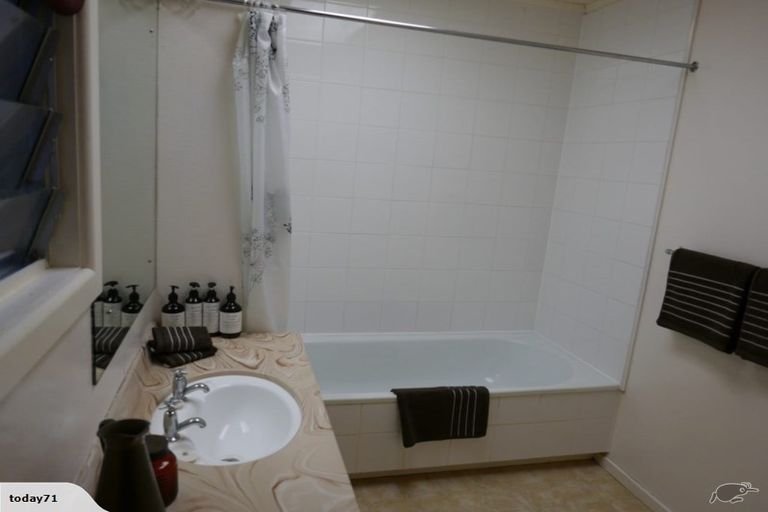 Photo of property in 9/23 Riverbend Road, Onekawa, Napier, 4110