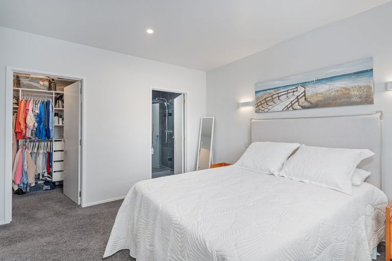 Photo of property in 8 Onerere Drive, Whitianga, 3510