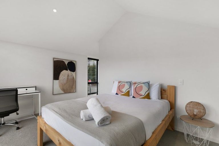 Photo of property in 6 Mckenzies Shute, Jacks Point, Queenstown, 9371