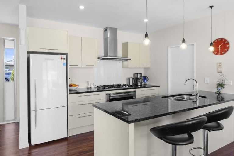 Photo of property in 7 Oakdene Place, Halswell, Christchurch, 8025