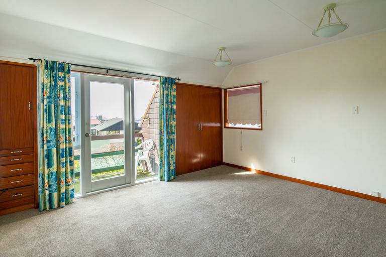 Photo of property in 2/2 Cross Street, Marchwiel, Timaru, 7910