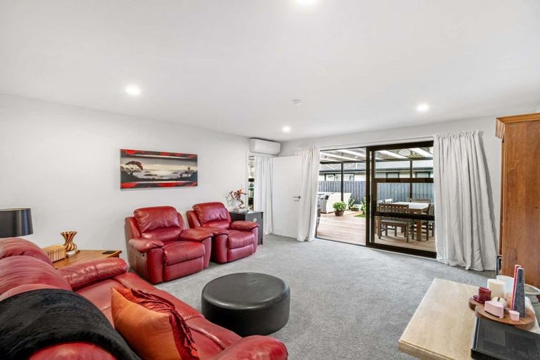 Photo of property in 125 Prestons Park Drive, Marshland, Christchurch, 8083