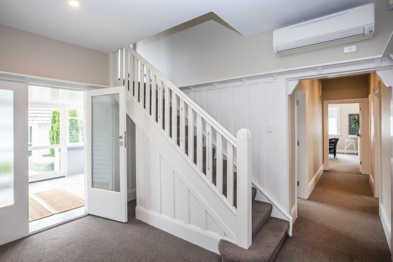 Photo of property in 59 Kotare Street, Fendalton, Christchurch, 8041