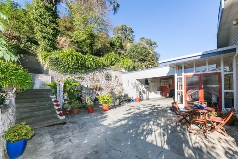 Photo of property in 109 Milton Road, Bluff Hill, Napier, 4110